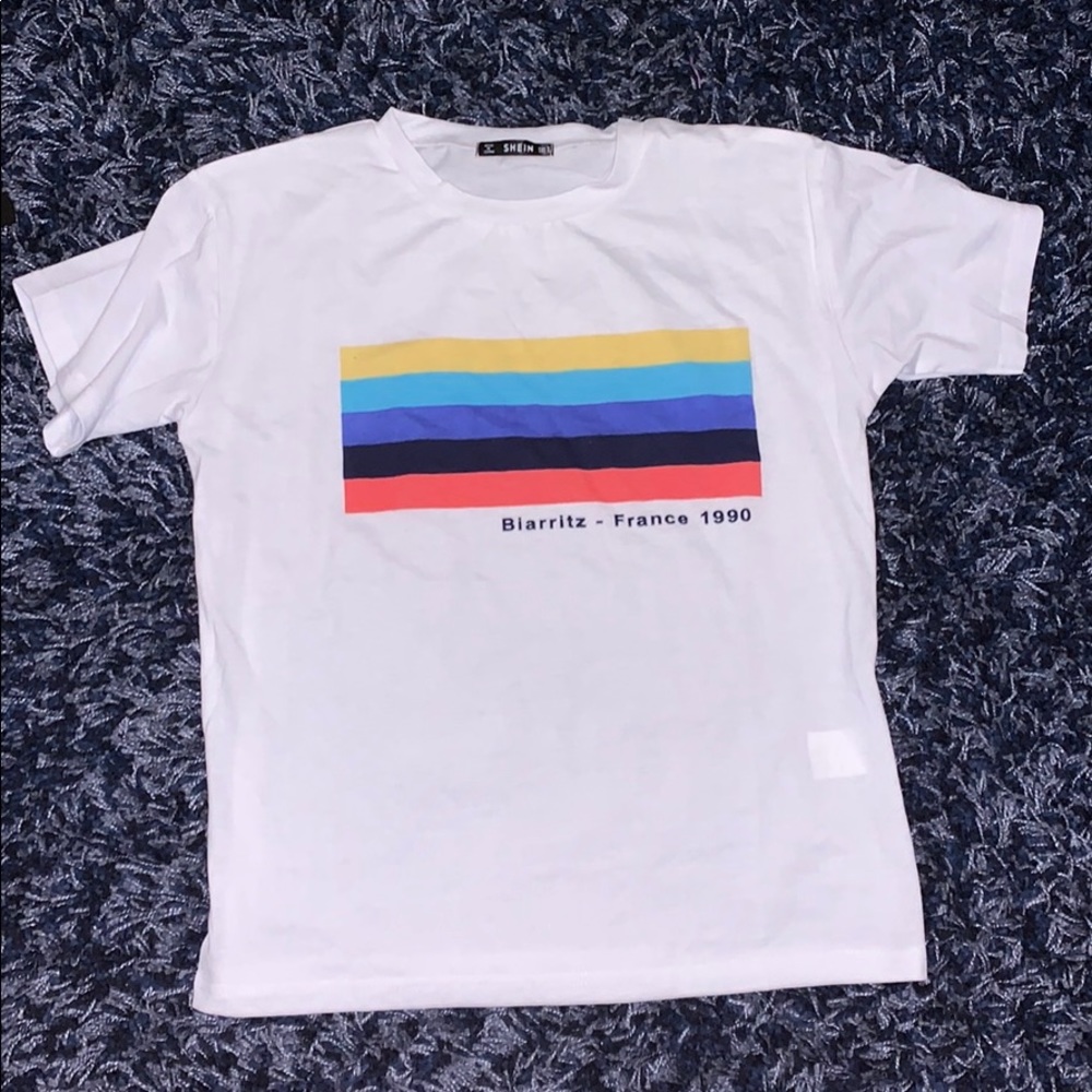 Women’s graphic t shirt- brand new